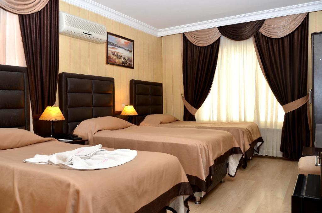 Umit Pembe Kosk Otel 3*