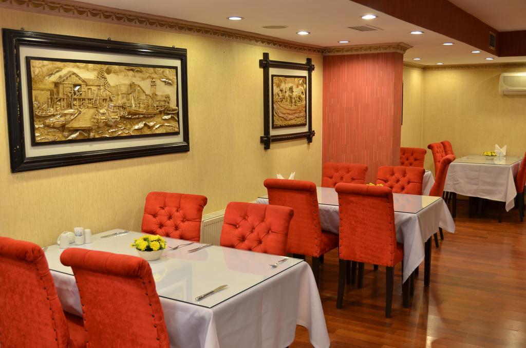 Umit Pembe Kosk Otel 3*