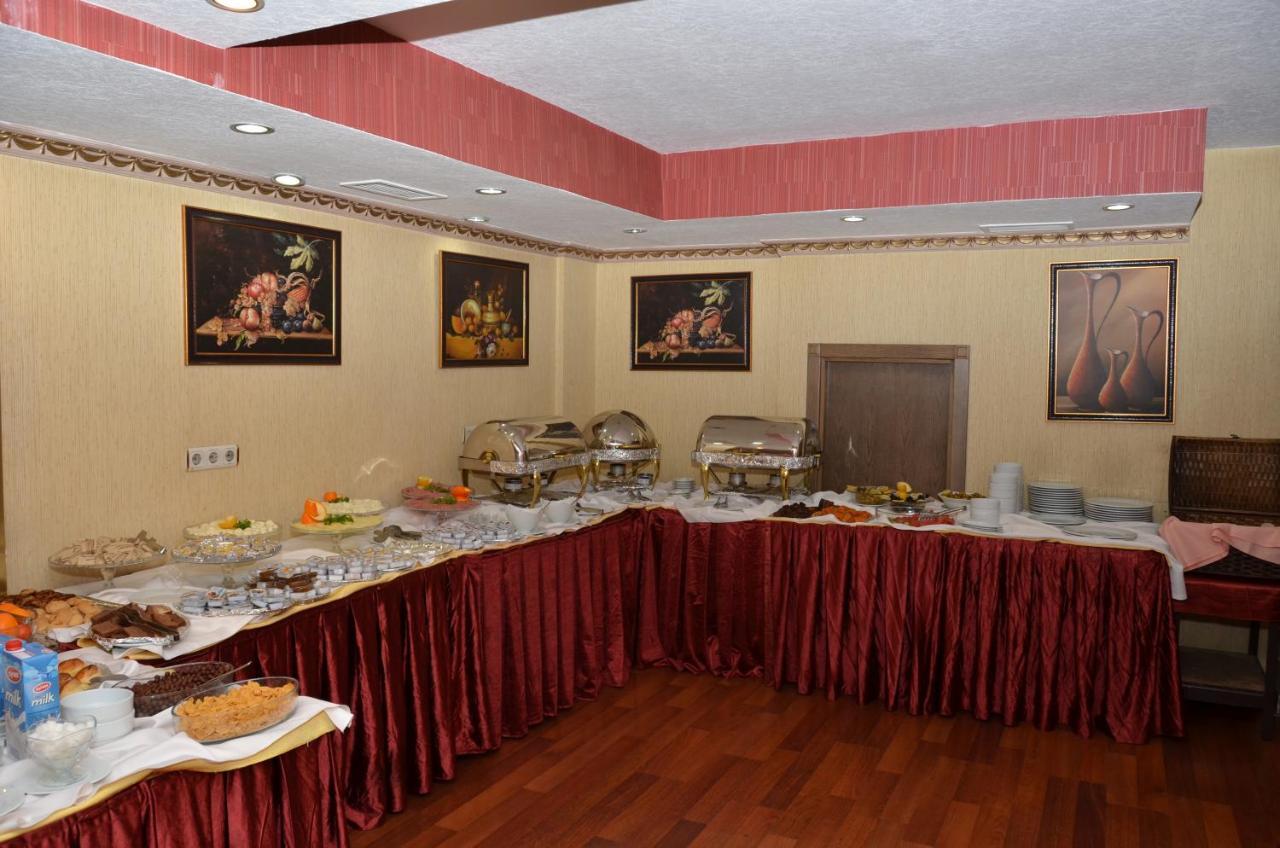 Umit Pembe Kosk Otel 3*